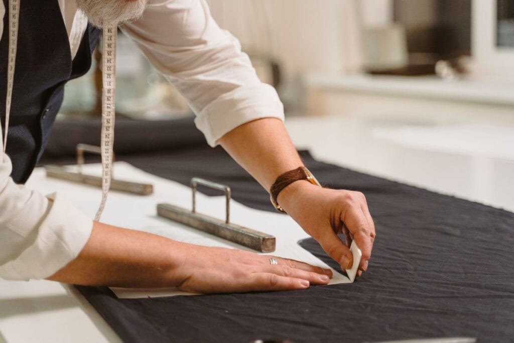tailored pants in dubai