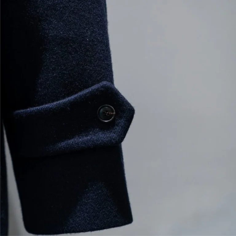 Common Fit Issues That Ruin Expensive Suit caused by poor shoulder fit, incorrect sleeve length, and improper waist shaping.