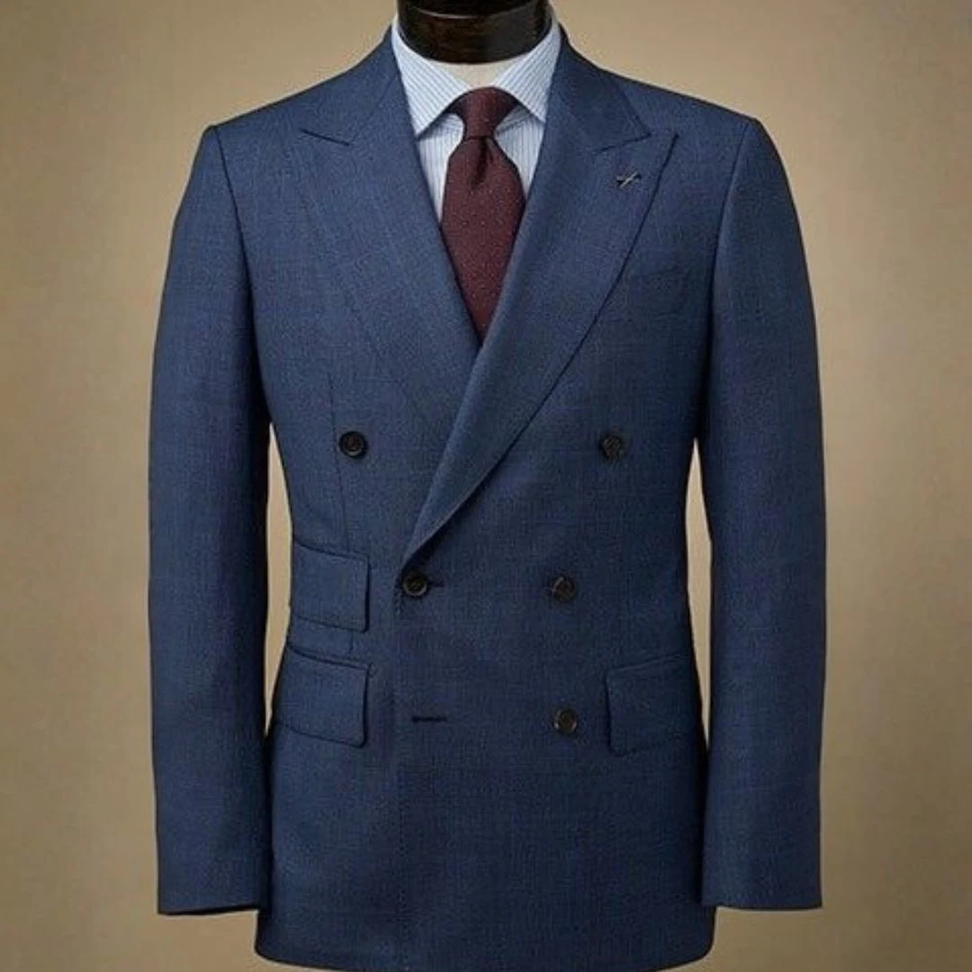 How to Choose the Perfect Office Suit for Professional Business Wear