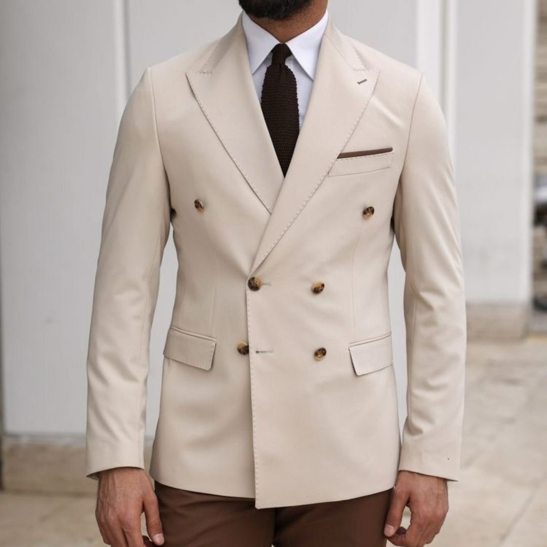Features That Separate Bespoke Suits from standard tailoring showcased through premium custom suits with perfect fit, luxury fabrics, handcrafted details, and personalized craftsmanship.
