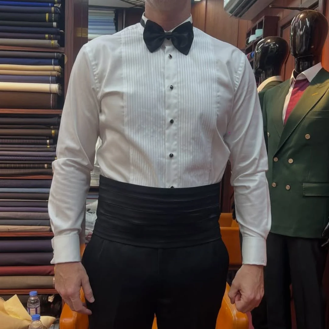 Why a Tuxedo Tailor Dubai Is Essential for achieving a flawless fit with a bespoke tuxedo crafted from premium fabrics and expert tailoring.