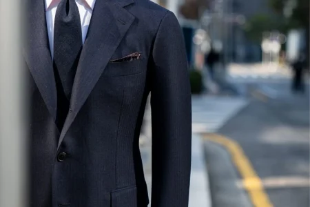 Elegant business suit example showing how to choose the perfect business suit for office wear and professional appearance